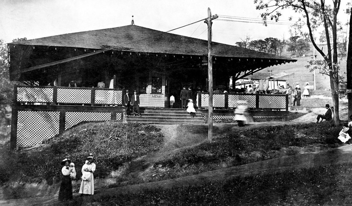 洋書 TRAILS OF TWO CITIES - John Carroll Washington County once envisioned a state park in Mon Valley